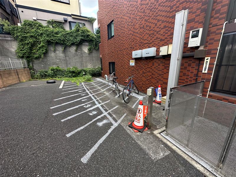 【オークハイツ】閑静な住宅街のRCマンションタイプ☆人気の二俣川駅