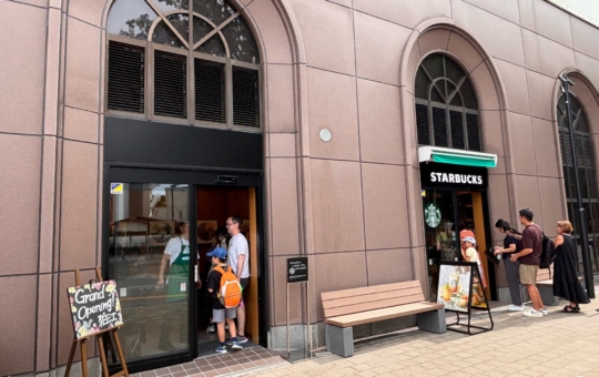 待望のスターバックスコーヒーOPEN！！！