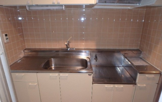 広めキッチンのある一人暮らし【サニーパレス】