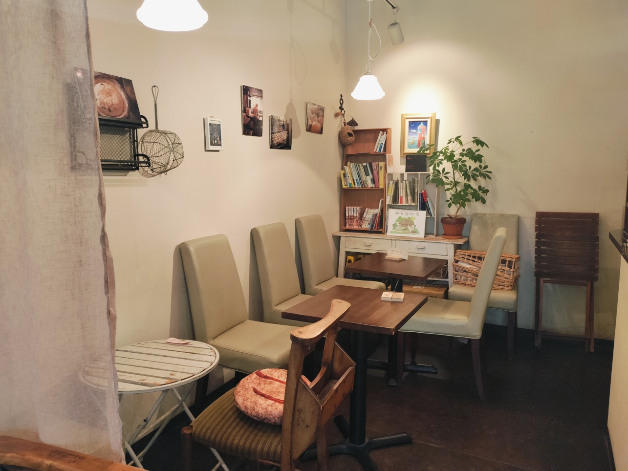 天然酵母のパン屋さん【木のひげ】