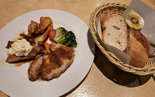 ランチしながら昼呑みもあり贅沢な気分も味わえる(^^♪　《YEBISU BAR エミオ石神井公園店》