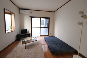 腰窓がある閑静なお部屋【ジュネスB】