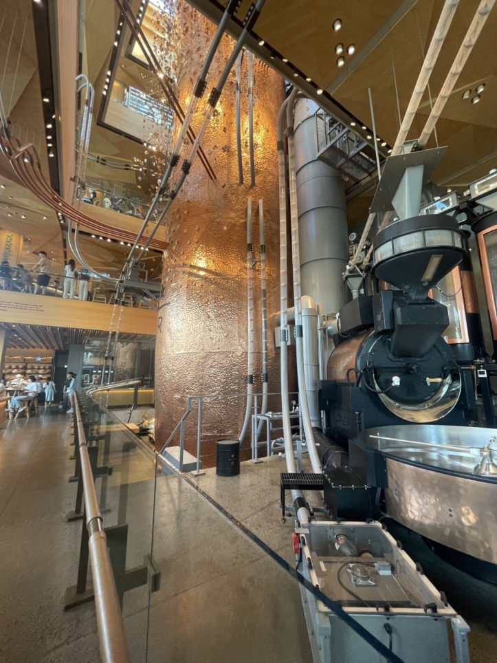 世界に6カ所しかない特別な☆【STARBUCKS RESERVE(R) ROASTERY TOKYO】