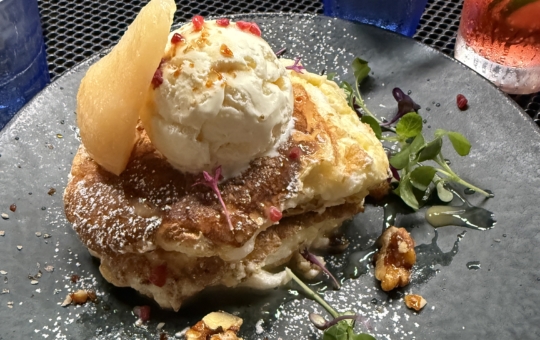 ふらっと立ち寄れる人気カフェ♪【LATTE GRAPHIC】