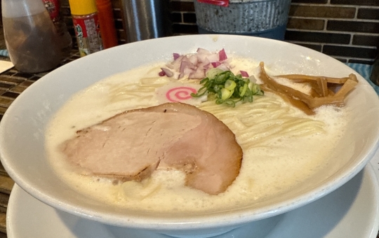 新丸子の貝だしラーメン！【Noodles Kitchen GUNNERS】