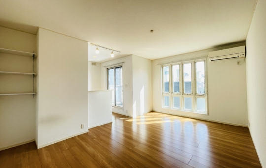 【ＫＥＮ’Ｓ　ＨＯＵＳＥ　Ⅰ】安心のセキスイハイム施工！敷地内駐車場あり