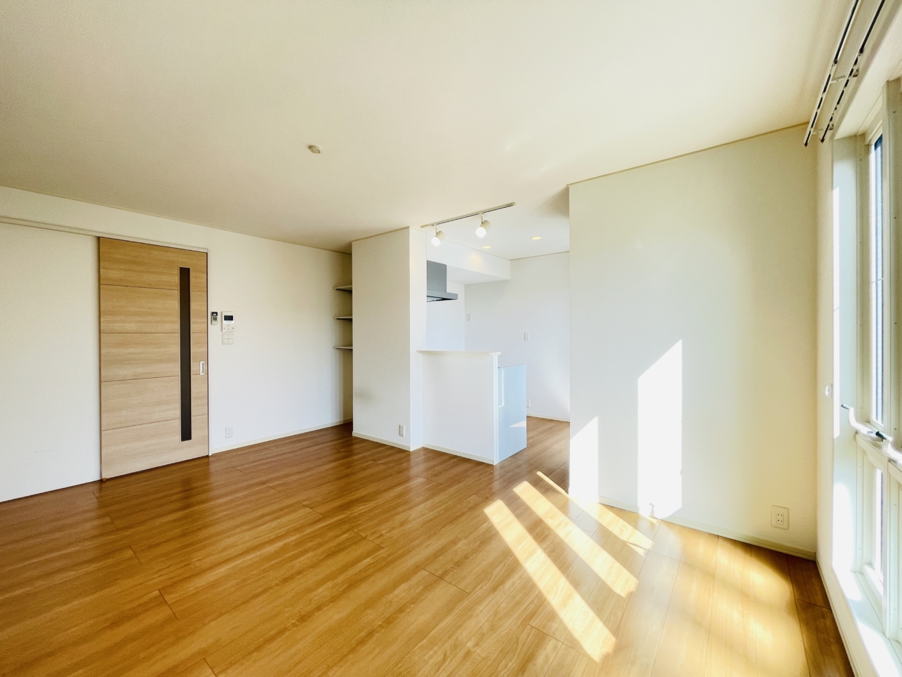 【ＫＥＮ’Ｓ　ＨＯＵＳＥ　Ⅰ】安心のセキスイハイム施工！敷地内駐車場あり