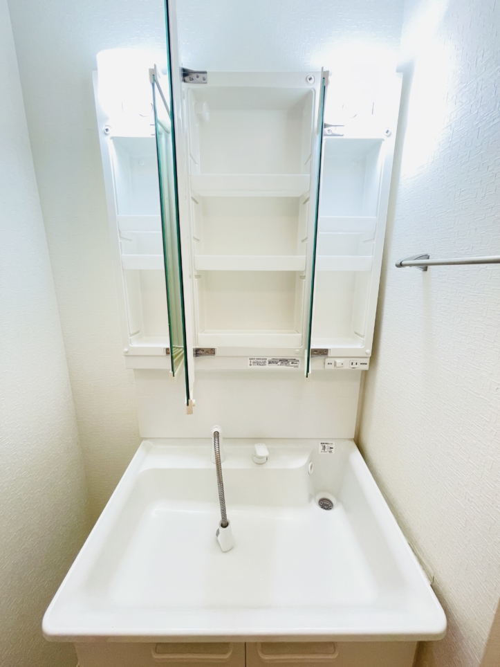 【ＫＥＮ’Ｓ　ＨＯＵＳＥ　Ⅰ】安心のセキスイハイム施工！敷地内駐車場あり