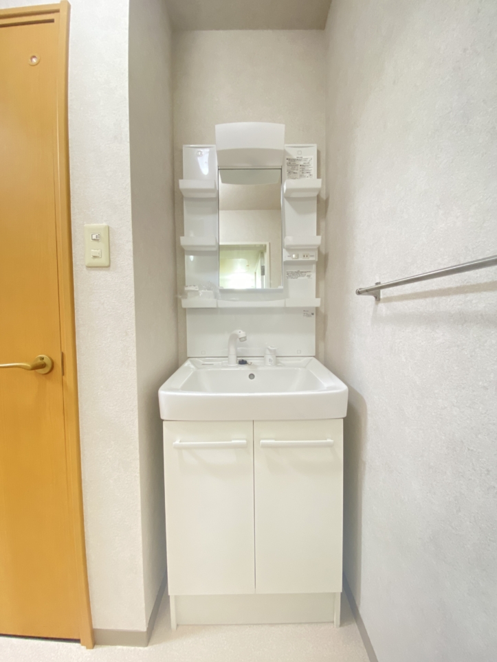 【オーチャードヒルズA棟】最上階角部屋☆鉄筋コンクリートマンション☆驚愕の広さ9.87帖の洋室！