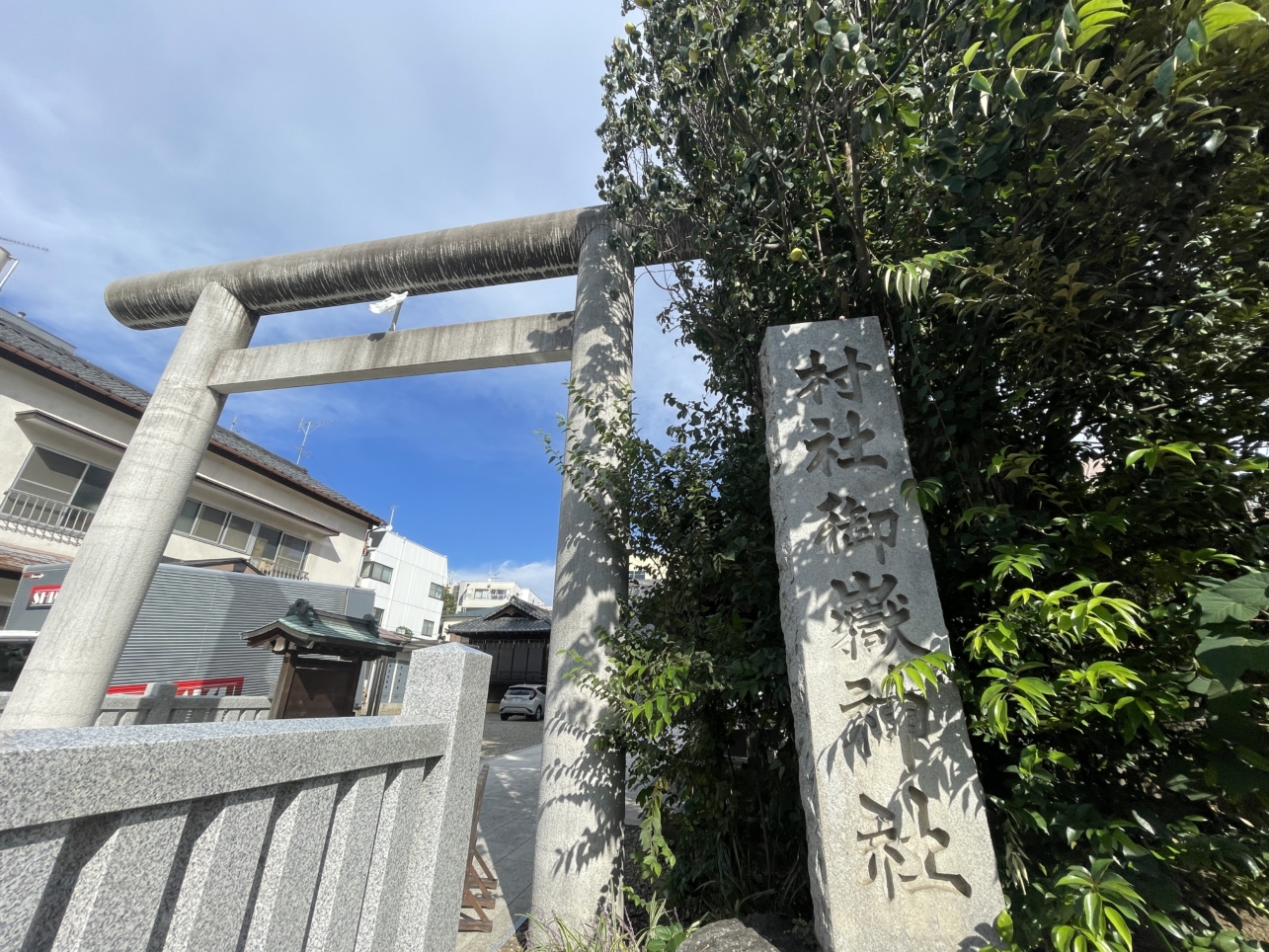 池袋西口地域の氏神さま【池袋御嶽神社】へ行ってみた☆
