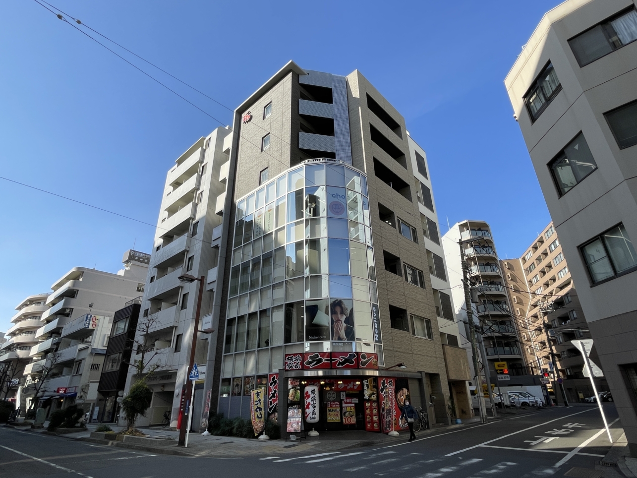 【レガーレフォルム】　人気の東神奈川駅徒歩1分、RC造マンションの6階です！
