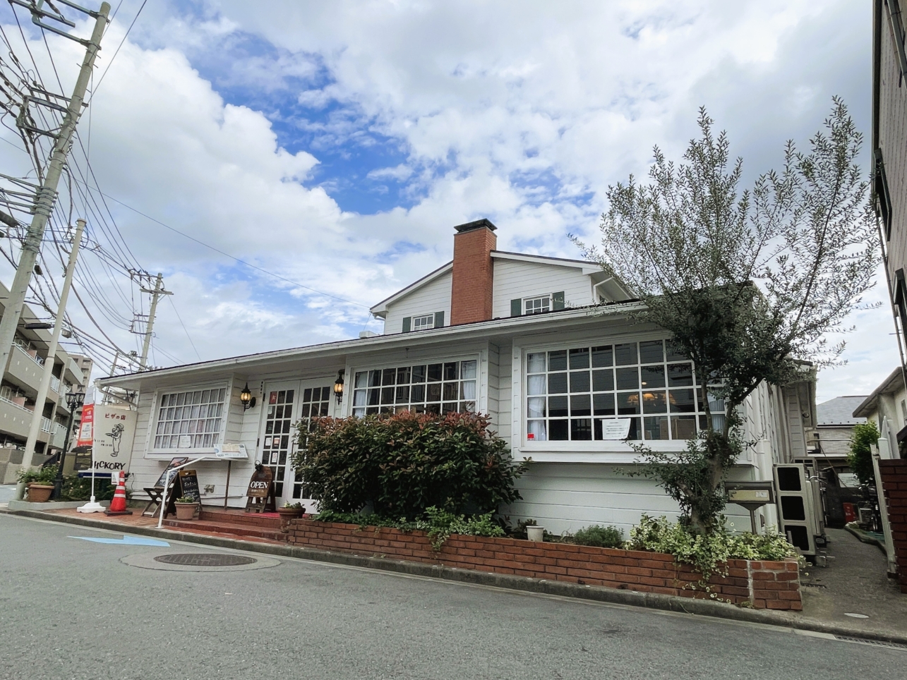 子連れ様でも安心！木の温かみを感じるおしゃれなピザ屋さん☆【ヒッコリーファーム】