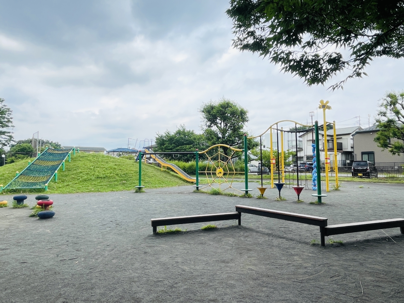 【旭区】椚谷公園　遊具