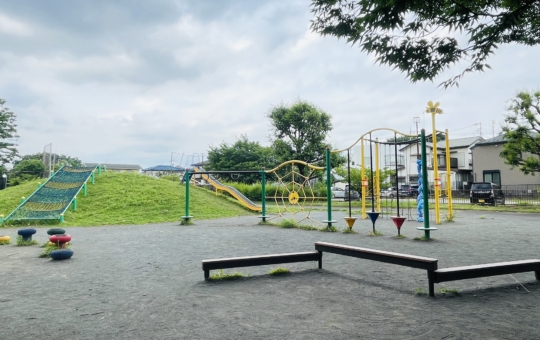 【旭区】椚谷公園　遊具