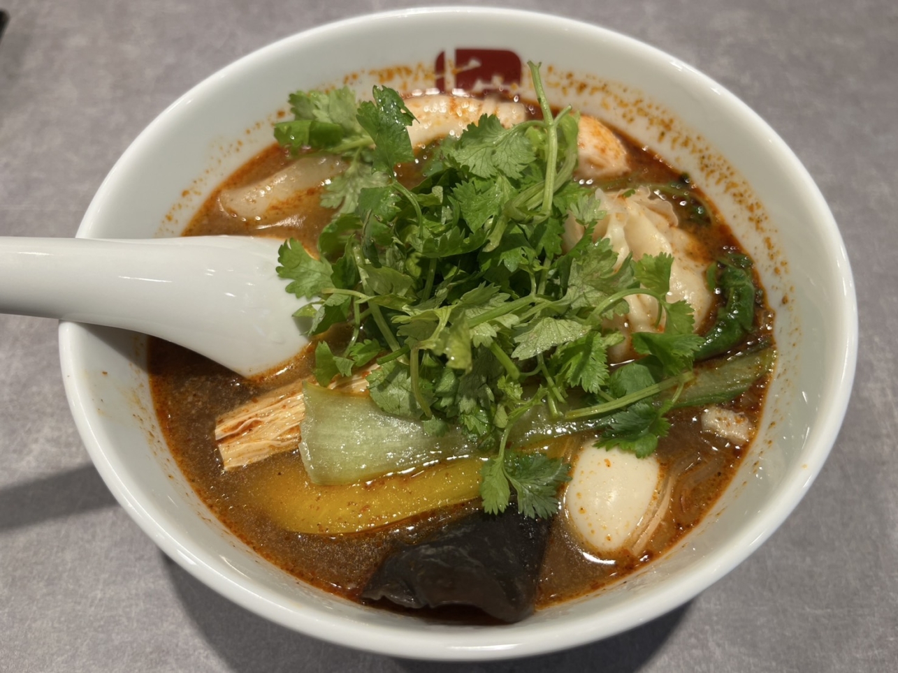 【七宝麻辣湯 下北沢店】