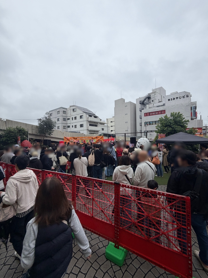 上大岡ハロウィン開催中
