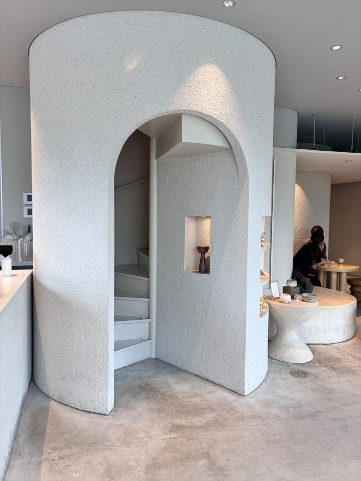 洗練された空間【THE CULTURAL COFFEEHOUSE】