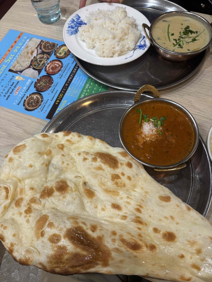 駅近の地下にある『経堂ダイニング』でカレーを堪能