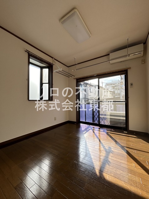 最上階の角部屋【ハイツクレマチス】