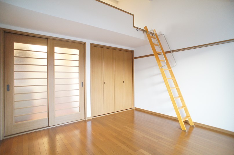 大型ロフト付き☆【サンドミール】