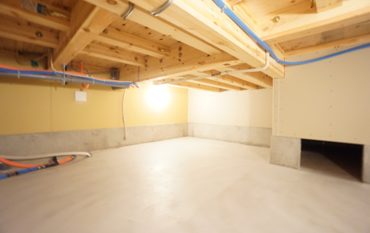 ☆ペット飼育可能なお洒落なテラスハウス☆Amaranth　B号室