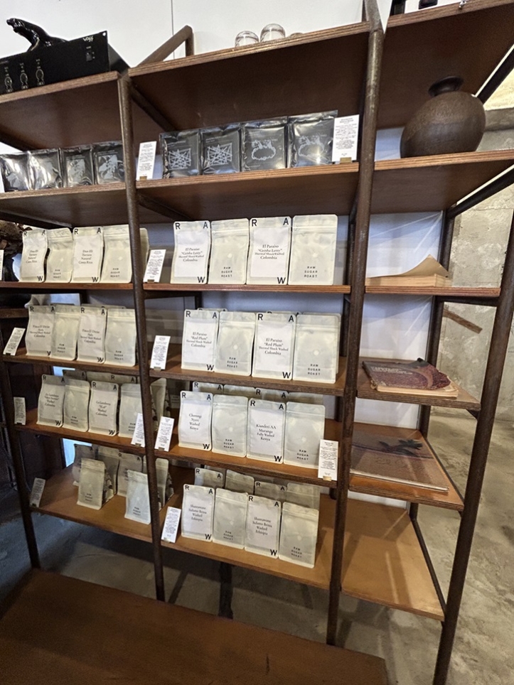 経堂で楽しむこだわりのコーヒー！『Raw Sugar Roast』