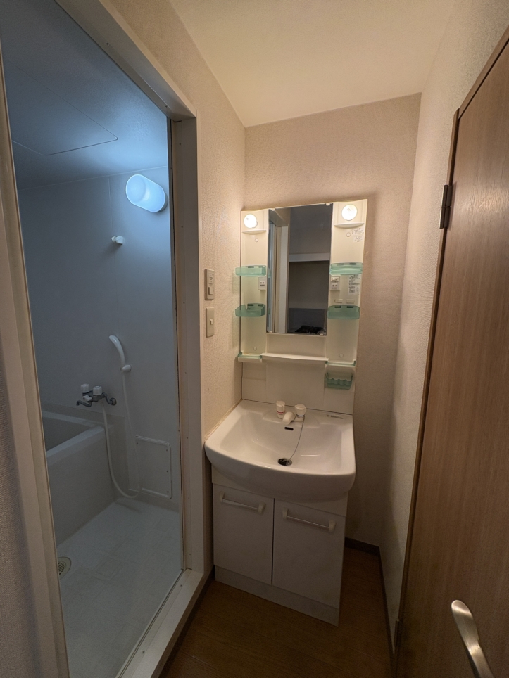 2路線利用可能☆Ｃ’ｓ３５　ＩＺＵＭＩ☆(京王堀之内駅から徒歩15分)