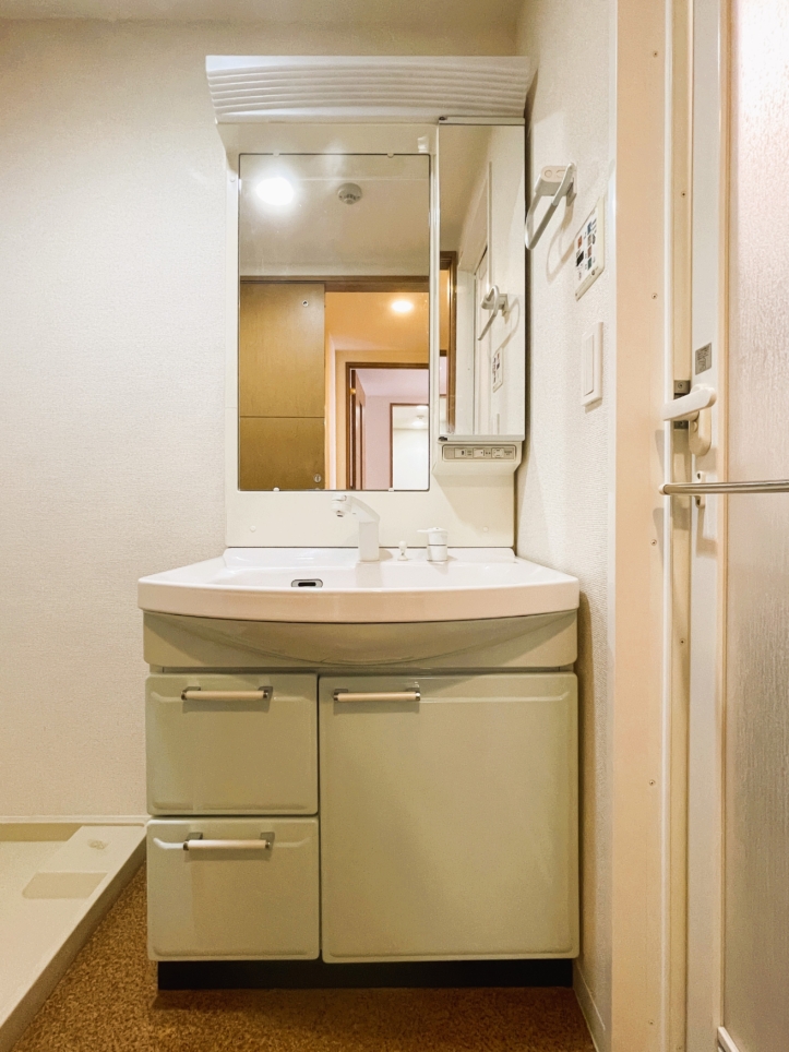 小型犬１匹の飼育可能物☆(マストライフ　ＫＵＪＩ 202)