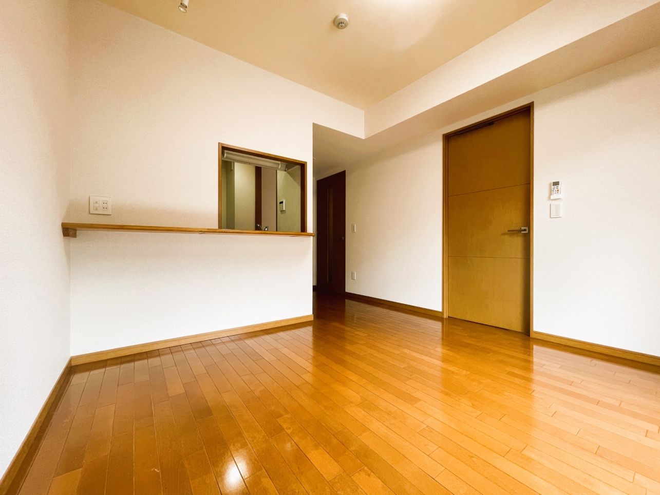 小型犬１匹の飼育可能物☆(マストライフ　ＫＵＪＩ 202)