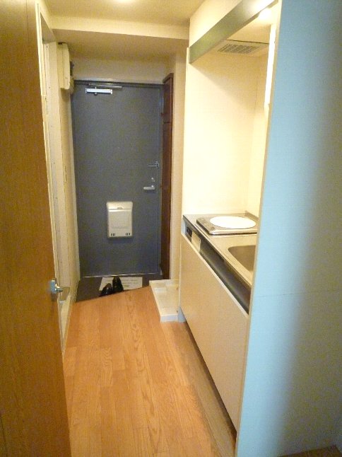 夜でも安心♪大通り近くの☆キャピタルビル☆(多摩センター駅から徒歩7分)