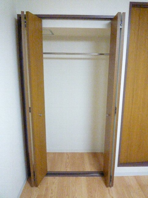 夜でも安心♪大通り近くの☆キャピタルビル☆(多摩センター駅から徒歩7分)