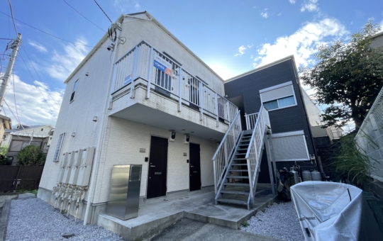 閑散な住宅街！自転車OK・宅配ボックスあります☆　-ランド横浜ウエスト-