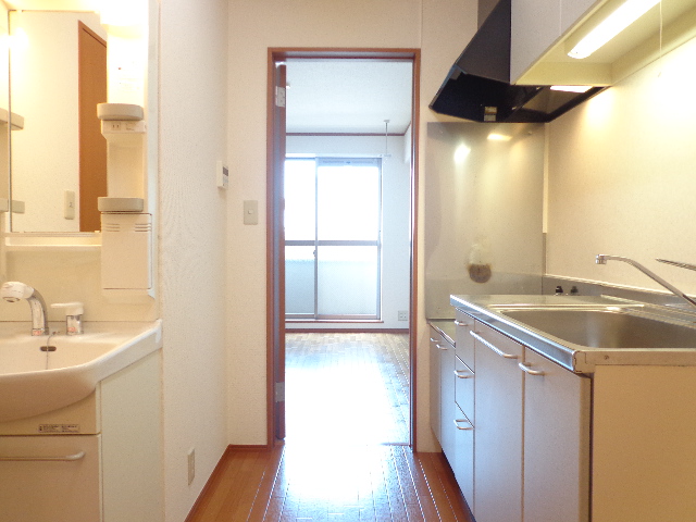 ☆笹塚駅徒歩４分ネット☆エクセレント北沢306