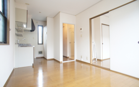 南東向き・２階角部屋です♪【セゾン上北沢】