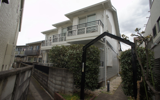 登戸駅！向ヶ丘遊園！2駅利用できる☆(シルクハイム201)