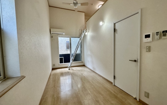 シーリングファンでお洒落な1K　学生にもおすすめ♪【BELLAVISTA堀ノ内】市営地下鉄　蒔田駅