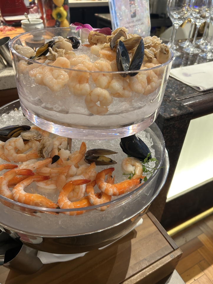 ハイアットリージェンシー横浜「Harbor Kitchen」で世界を旅するビュッフェ体験