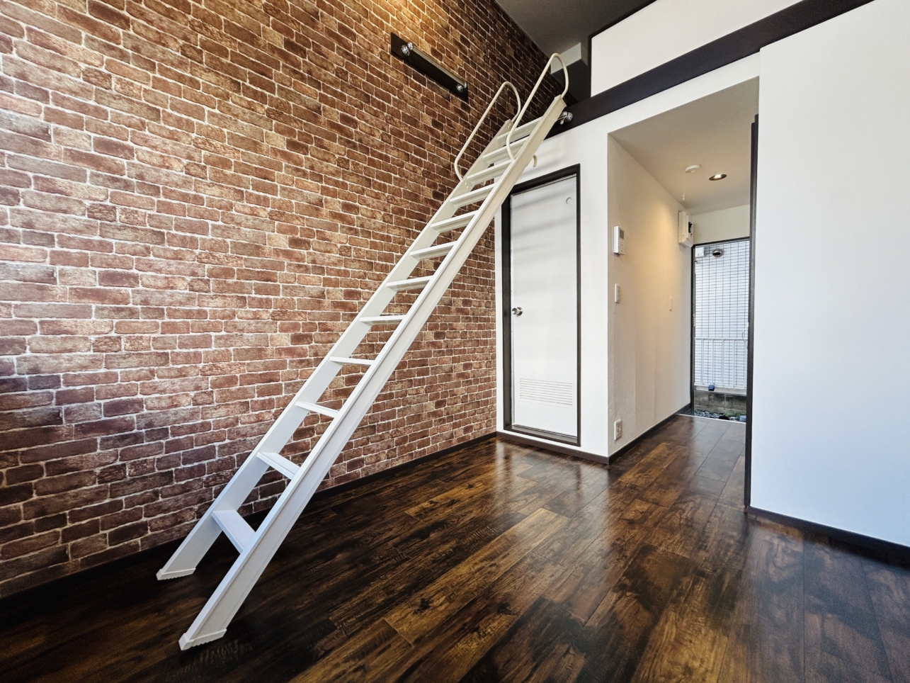 近くにコンビニ　学生にもおすすめ♪【Brooklyn　Gate】京急線　金沢文庫駅