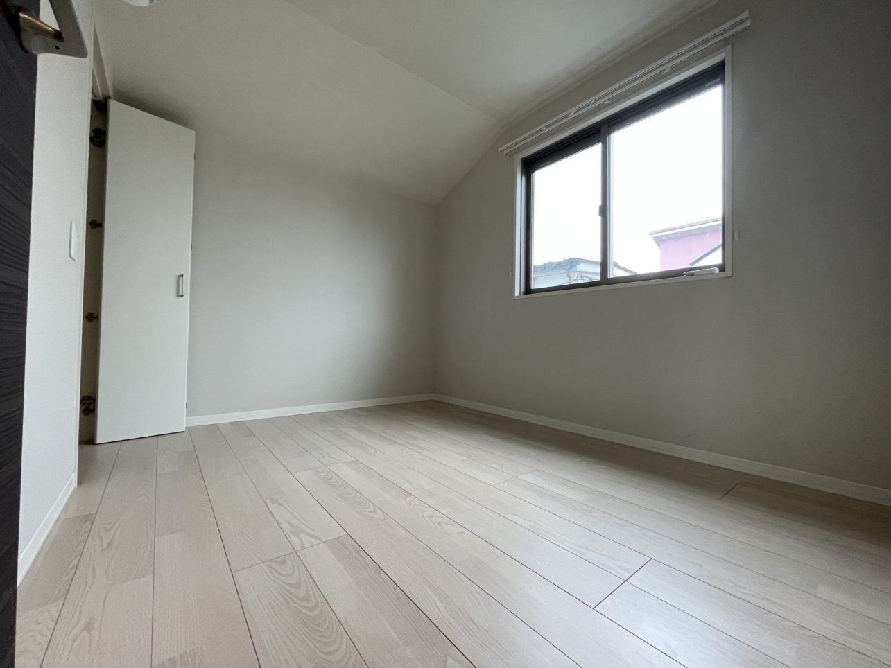 積水施工♪築浅の一戸建て🏠(プロヌーブY)