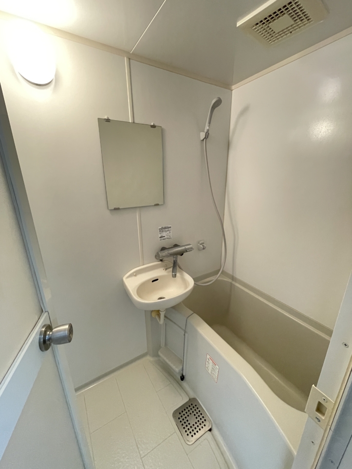 東京都立大や南大沢アウトレットも徒歩で行ける1Kタイプのソレアード☆（南大沢駅徒歩9分）