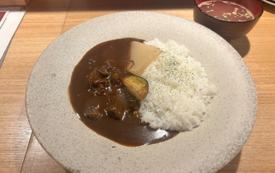 おでん入りカレーが斬新！『 博多おでんと黒毛和牛の店 くろこ』