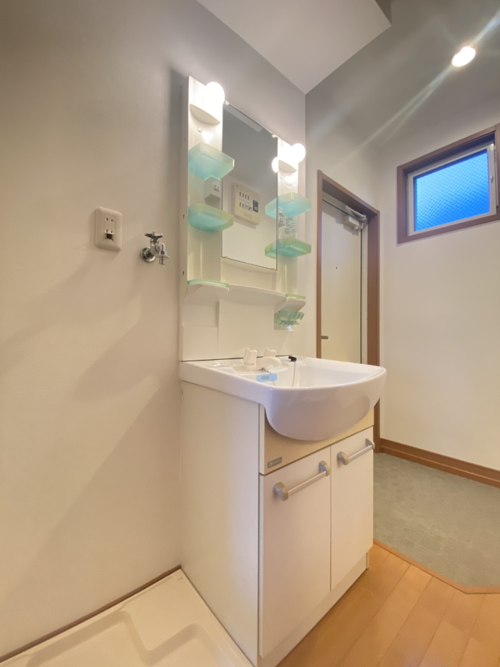 【ドミールファースト】★横浜駅まで一駅★一人暮らしにピッタリのお部屋♪