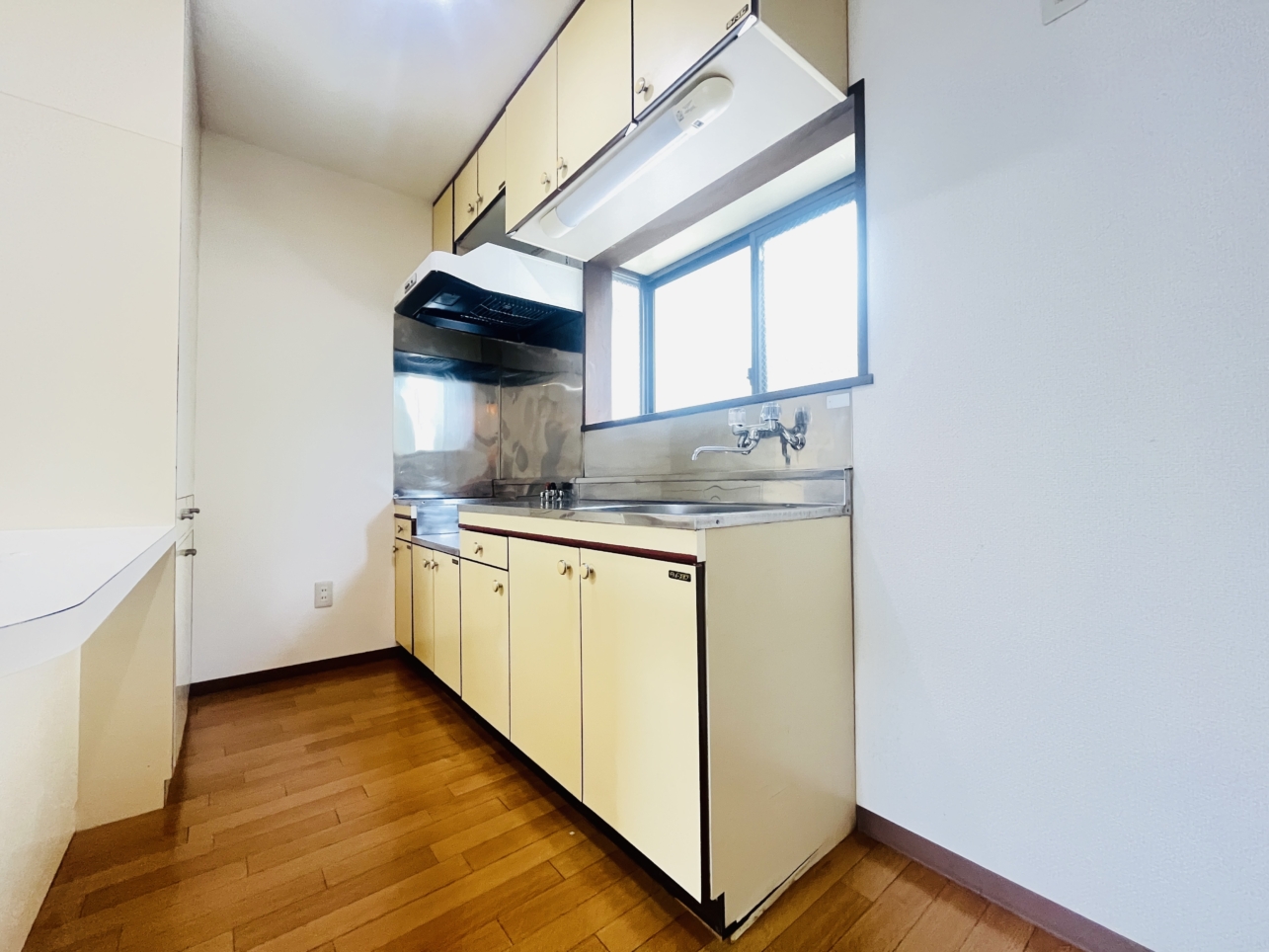 バイク(大型以下)・車(軽のみ)　持参OK　　～タイセイハイツ～