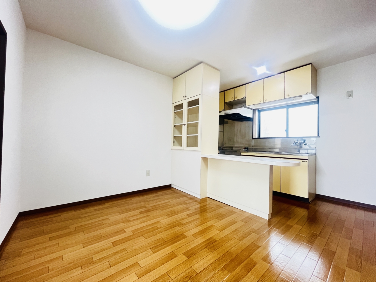 バイク(大型以下)・車(軽のみ)　持参OK　　～タイセイハイツ～