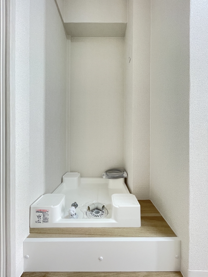 シャワールーム・トイレ新設！室内洗濯機置き場に生まれ変わった☆　サンレイクマンション