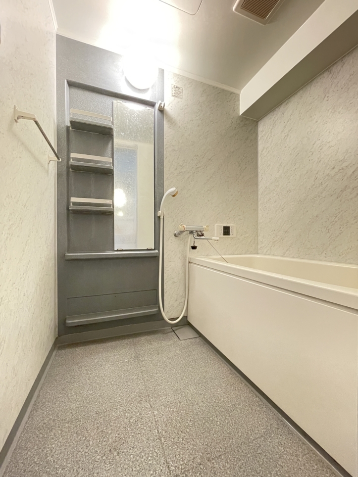 フルリフォーム中　～コスモ吉野町～