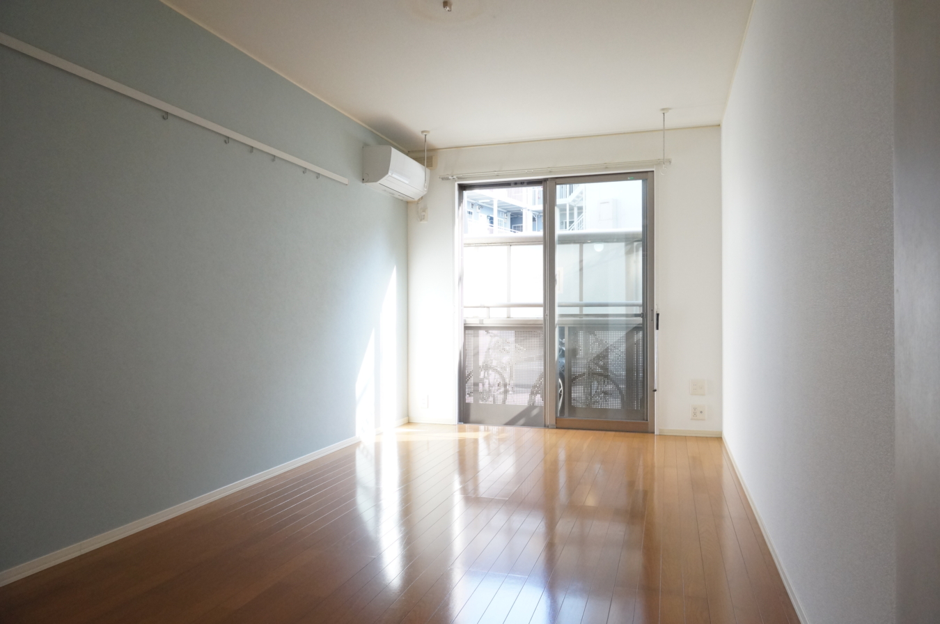 【駅近5分】セキスイハイム施工！バストイレ別！設備充実の快適物件をご紹介☆＜Partenza＞