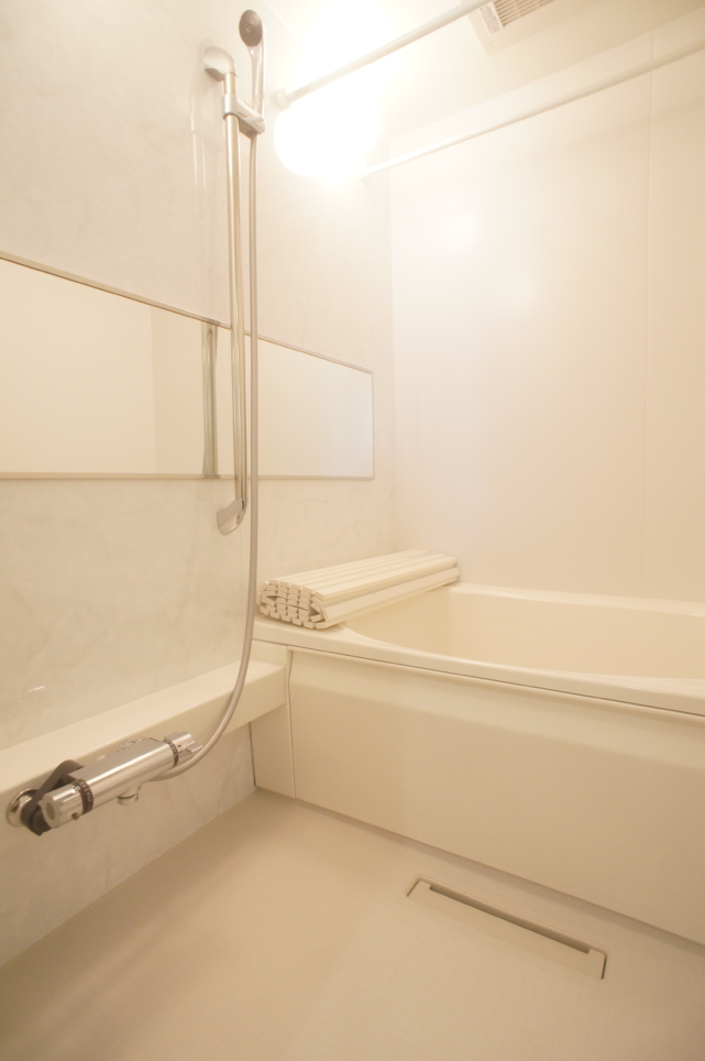 人気のシャーメゾン！設備充実♪【メゾンりあ】