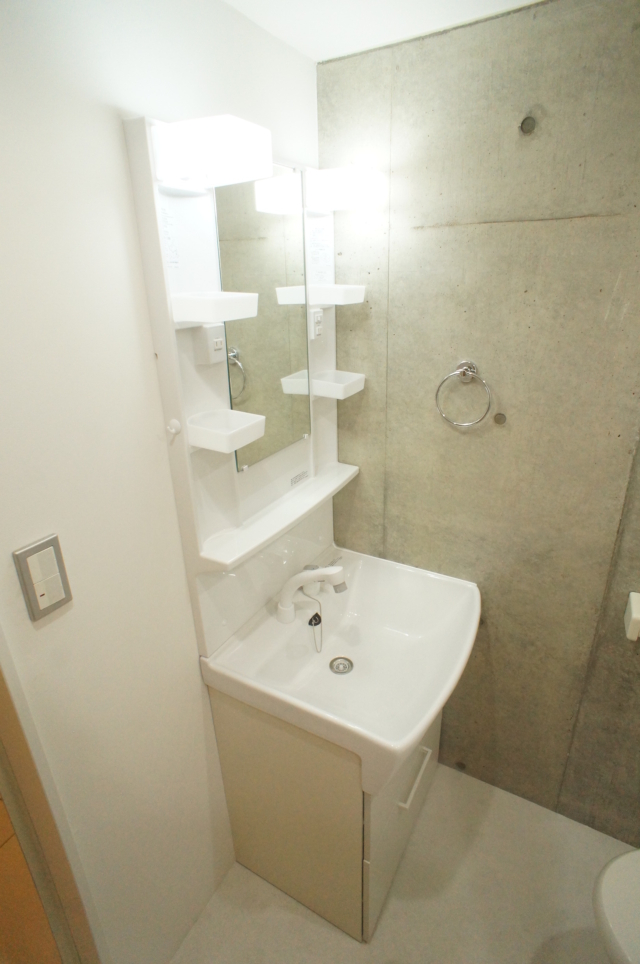 ☆笹塚駅徒歩圏内、独立洗面台付き1Kマンション☆ブレスオートゥ102