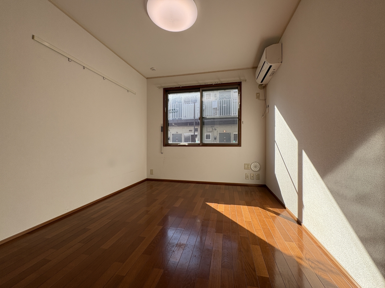 立川駅徒歩10分　マイ・コンフォート諏訪103号室